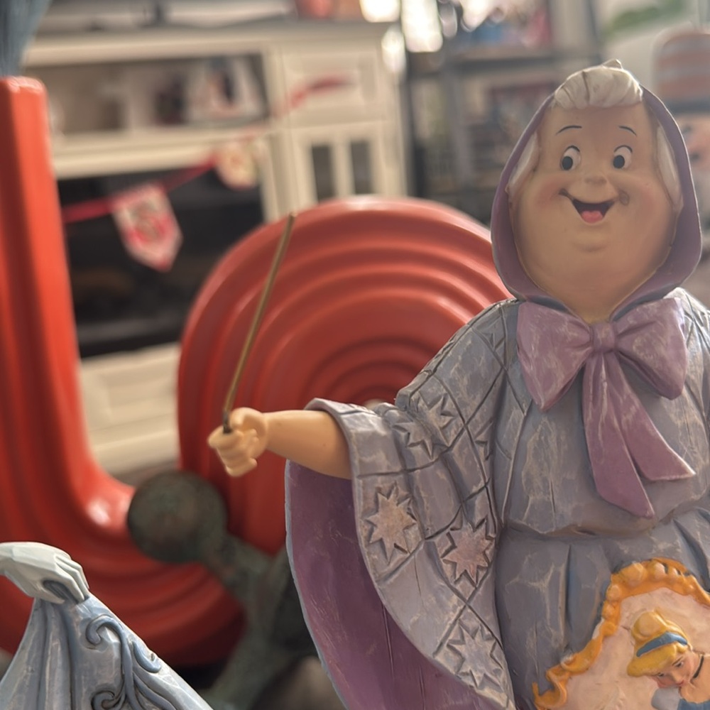 Jim Shore Cinderella and Fairygodmother - Picture 9 of 9
